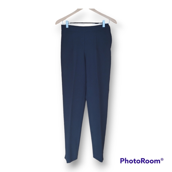 Danielle B Tapered Leg Women's Cigarette Pant. Size 6/8 - Picture 1 of 9